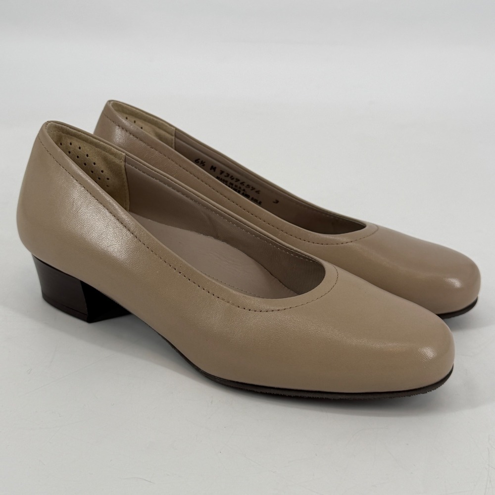 SAS Nude‎ Leather Comfort Pumps Low Heel USA Made 6.5 M Classic Work